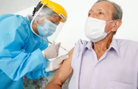 Vacunaci�n contra influenza en Lambayeque