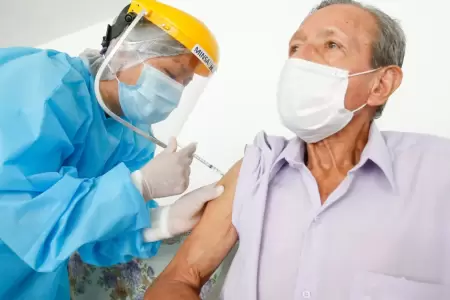 Vacunaci�n contra influenza en Lambayeque