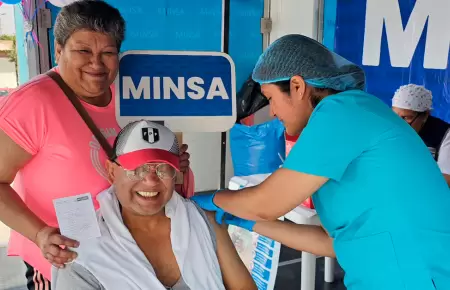 Habilitan puntos de vacunaci�n contra la influenza.