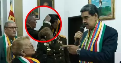 Gobierno de Nicol�s Maduro lo condecora con el t�tulo de "Arquitecto de la Paz".
