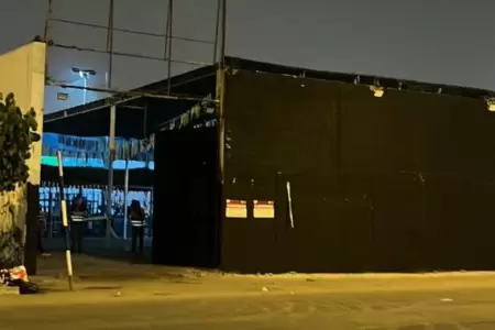 SJM: Delincuentes arrojan explosivos contra campo deportivo