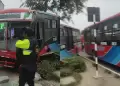 Comas: Violento choque entre dos buses de transporte p�blico deja varios heridos en la av. Universitaria