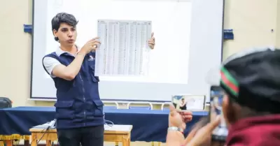 Elecciones 2026: JNE confirma 34 partidos con f�rmulas presidenciales inscritas