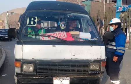 Contin�an los operativos de la ATU contra el transporte informal.