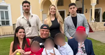 Mauricio Diez Canseco se reuni� con casi todos sus hijos antes de navidad.