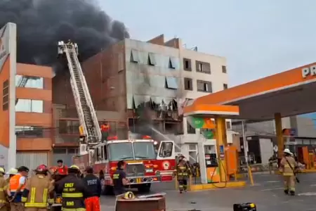 Incendio de grandes proporciones se registra en el R�mac.