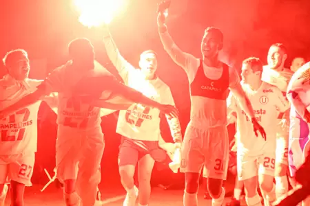 Universitario campe�n nacional 2023.