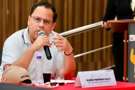 Walter Mart�nez Laura.