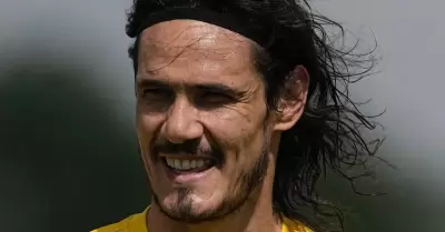 Cavani sigue recordando el gol fallado frente a Alianza