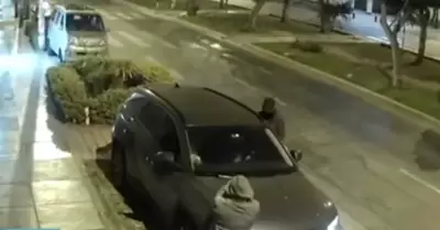 Asaltos a mano armada contin�an