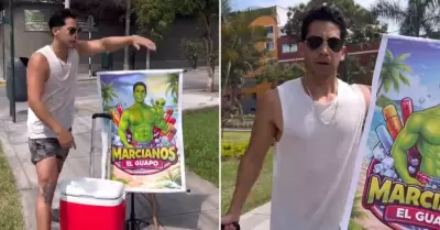 Santiago Su�rez reaparece vendiendo marcianos