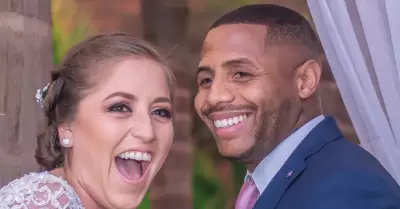 Roberto Guizasola sorprendido en la calle