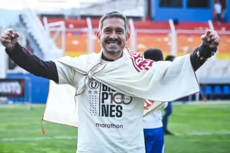 Franco Velazco arremeti� contra algunos hinchas de la 'U'.