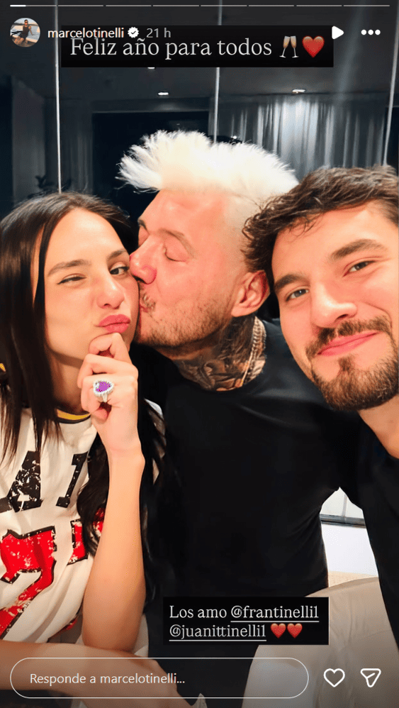 Marcelo Tinelli celebrando A�o Nuevo junto a sus hijos