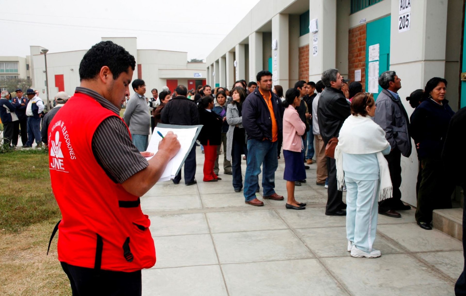 2,001,447 ciudadanos figuran en el padr�n electoral con el DNI vencido al momento de su cierre.