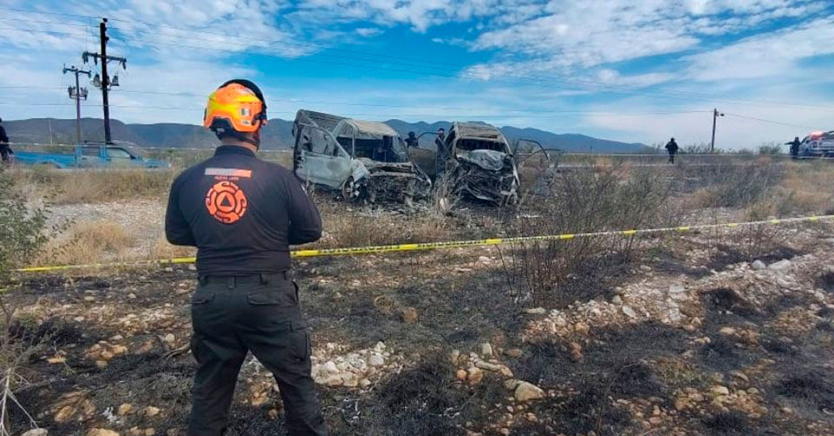 Tragedia en carretera en Año Nuevo: Reportan dos fallecidos y 9 heridos tras choque de camionetas