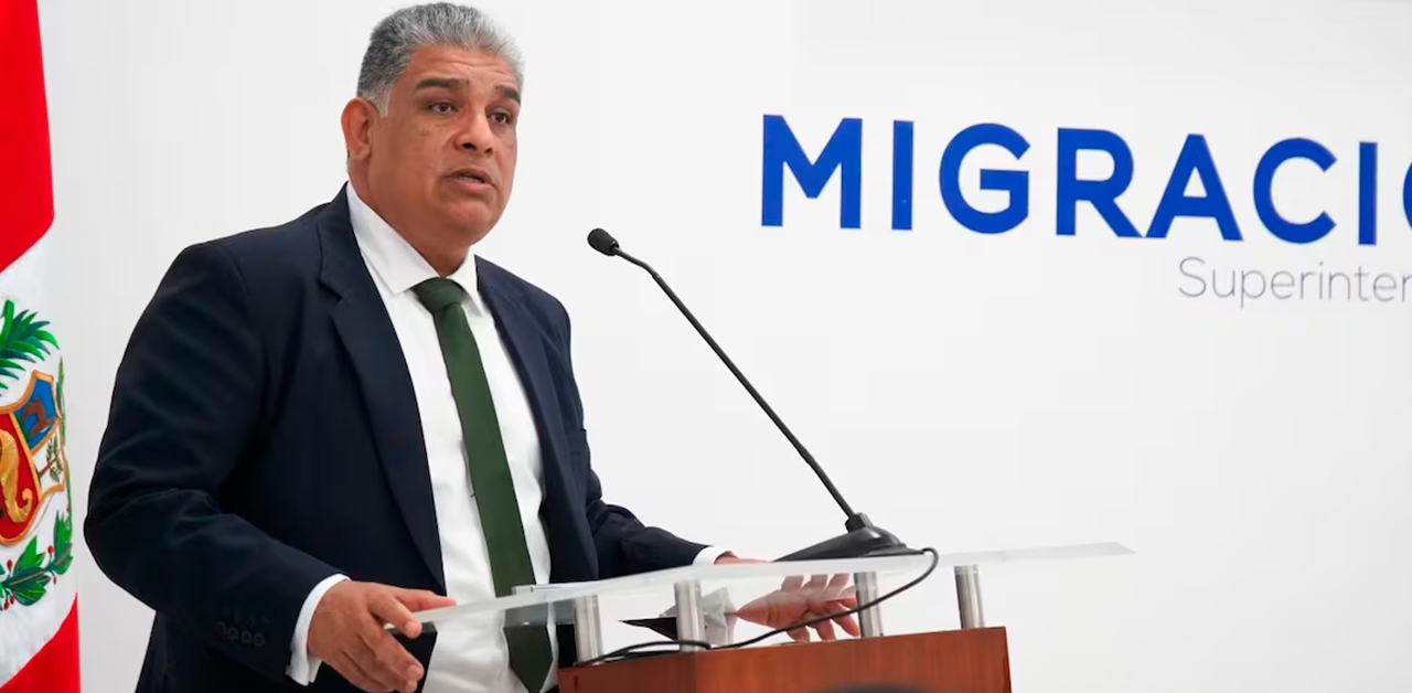 Armando García: "Más de un millón 200 mil venezolanos pasaron alguna vez por la base de datos de Migraciones"