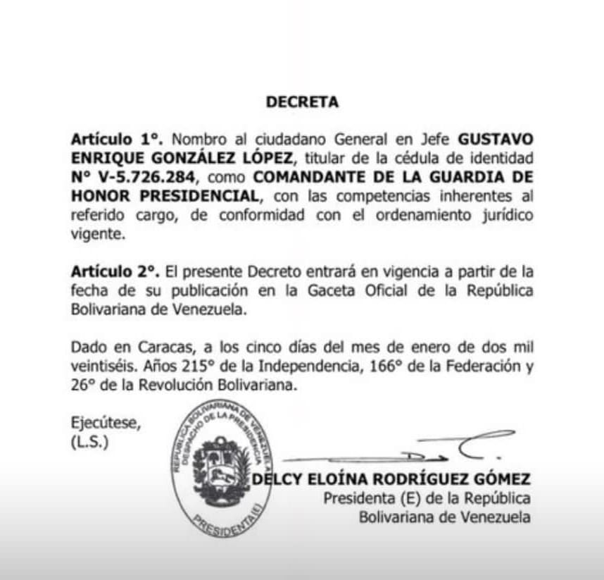 Decreto que designa a Enrique Gonz�lez como cabeza de la Guardi Presidencial.