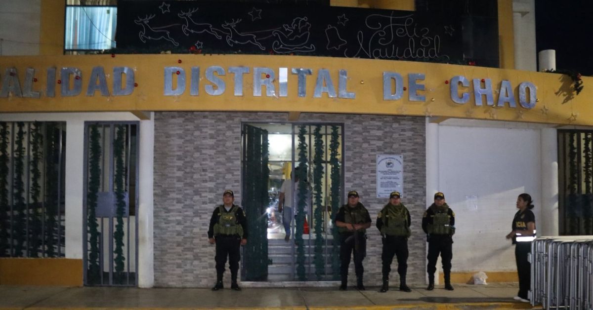 'Los Perturbadores del Saber': Detienen al alcalde de Chao y otros funcionarios por presunta colusión