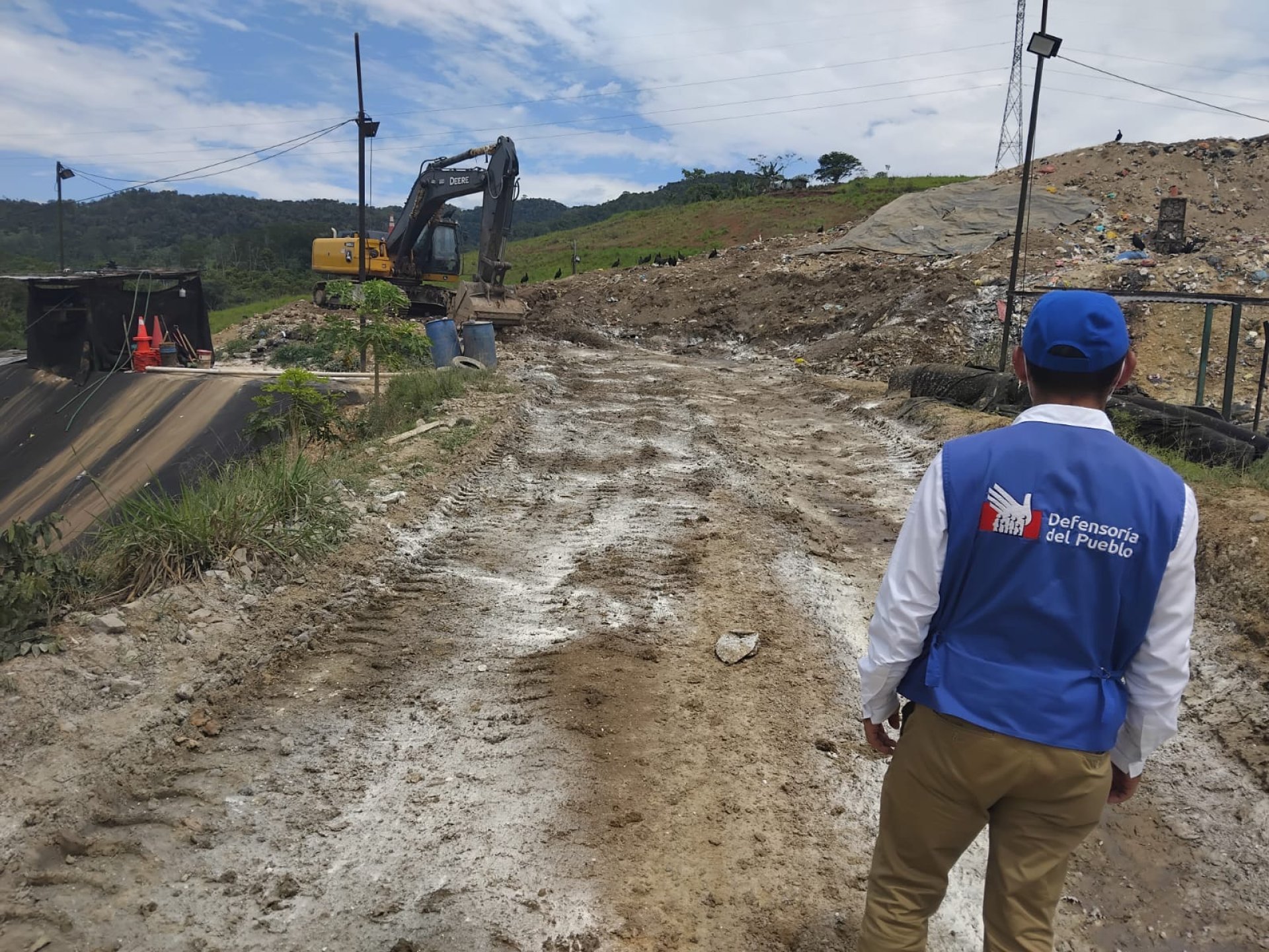 Defensor�a advierte sobre riesgo ambiental en Tingo Mar�a.