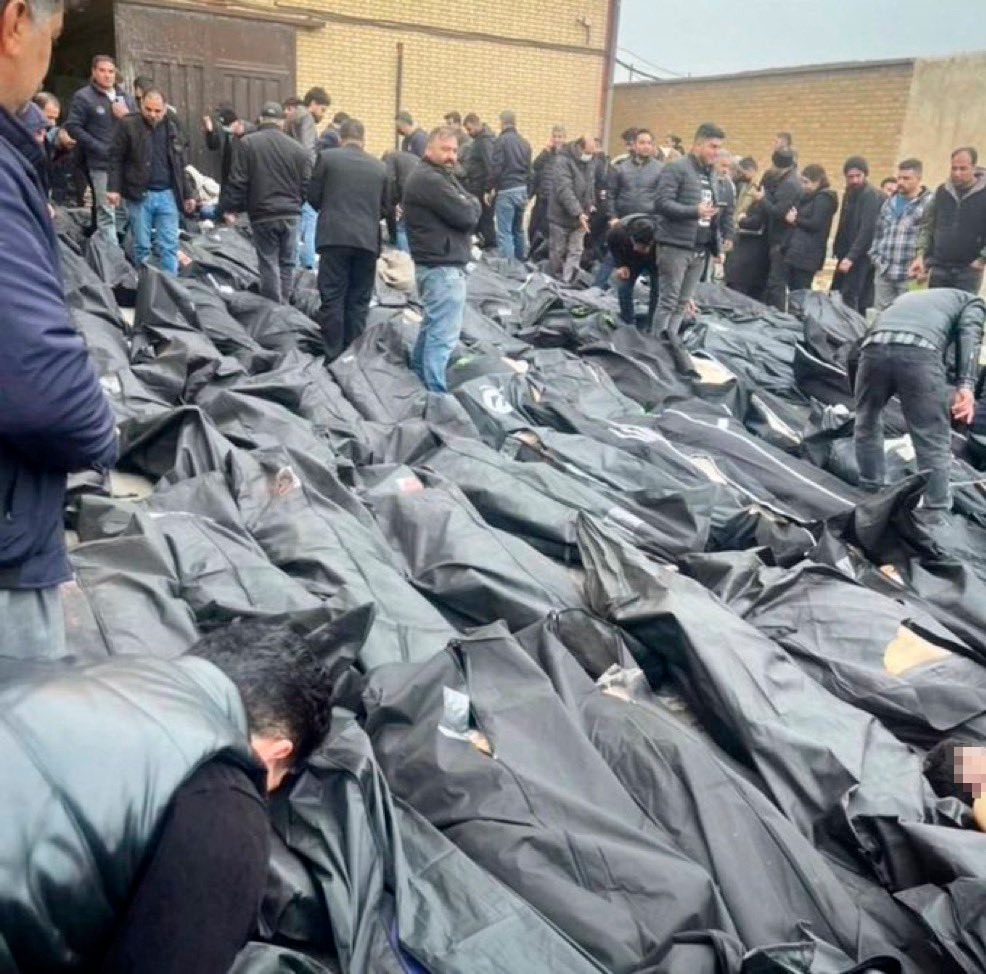 Morgues en Ir�n colapsan.