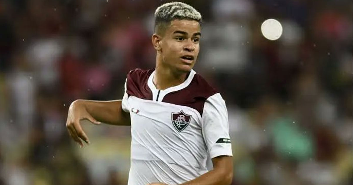 Universitario completa su cupo de extranjero tras fichar a joya brasileña Miguel Silveira