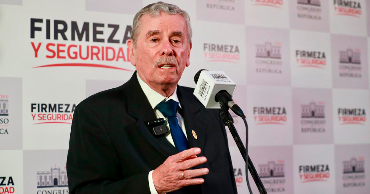 Fernando Rospigliosi afirma posible segunda vuelta en el Congreso: "Entre los dos más votados