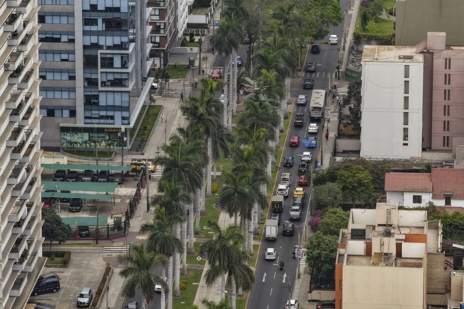 Primera etapa del carril bidireccional exclusivo para corredor Azul iniciar�a en mayo.