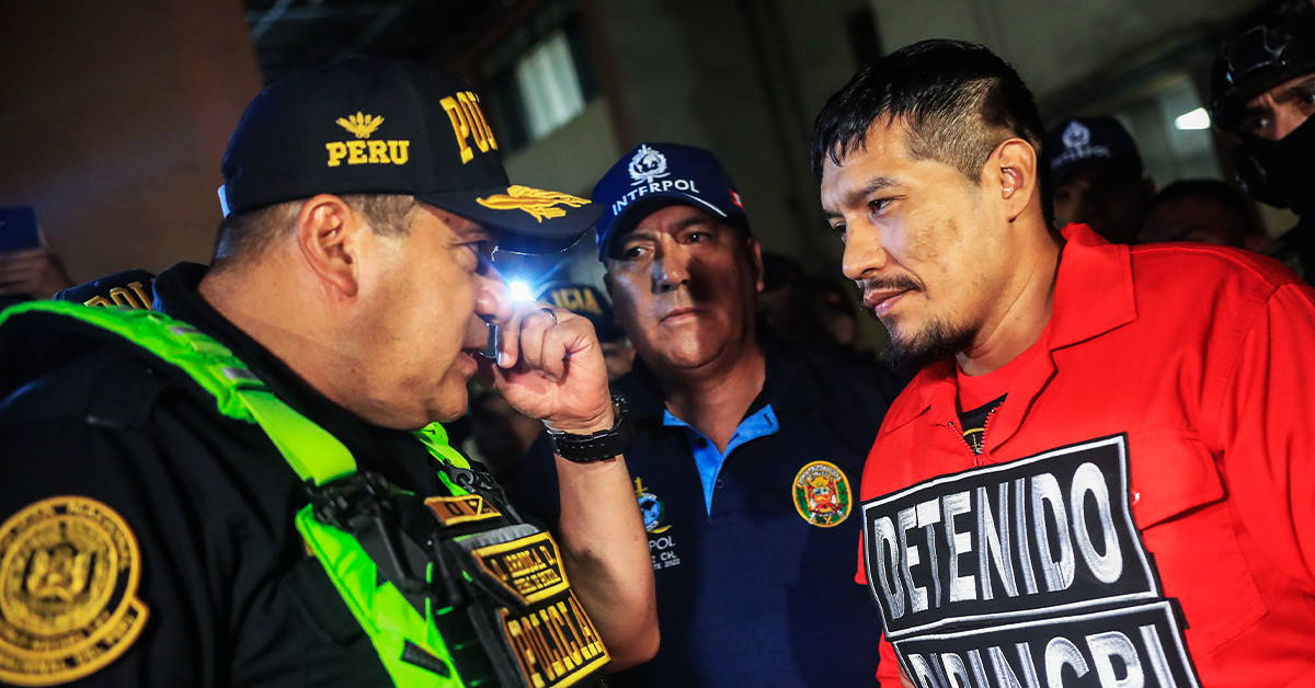 Arriola sostuvo breves palabras con 'El Monstruo' antes de ingresarlo a carceleta.