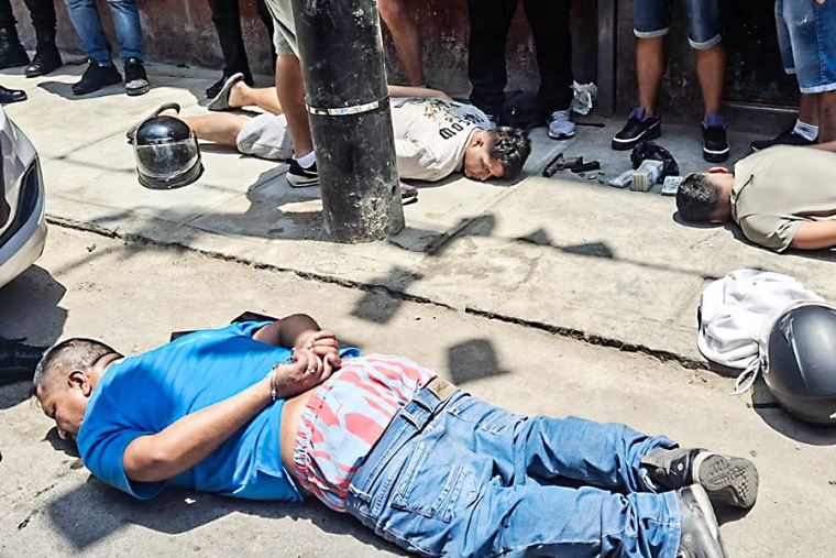 Ternas logran reducir banda criminal "Los Injertos de Hu�scar" cerca de Polvos Azules.