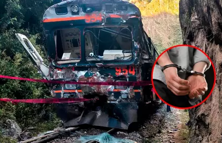 Cuatro personas fueron detenidas por el tr�gico choque de trenes.