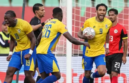 Selecci�n de f�tbol de Gab�n disuelta por su propio gobierno.