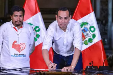 Jos� Jer� / Aldo Carlos Mari�os.