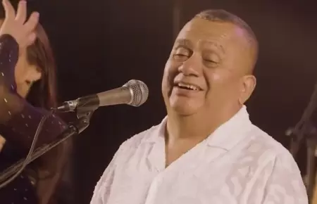 Tony Rosado sufre accidente automovil�stico