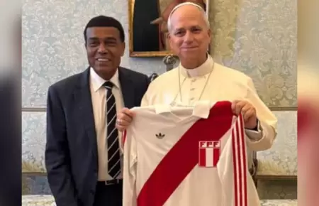 Te�filo Cubillas conoci� al Papa Le�n XIV en Roma.