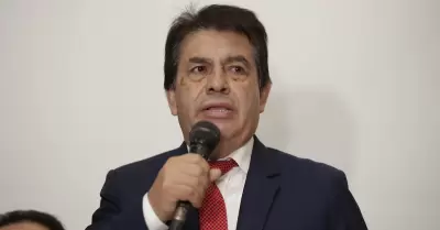 Tom�s G�lvez deslinda del caso 'Cuellos Blancos'