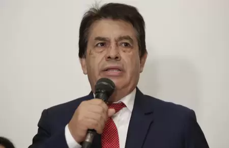 Tom�s G�lvez deslinda del caso 'Cuellos Blancos'