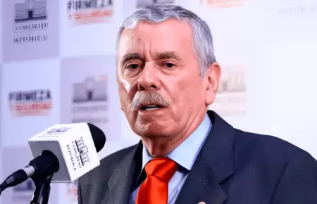 Fernando Rospigliosi exige que jueces apliquen ley de lesa humanidad