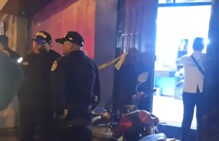 Feroz balacera acaba con la vida de barbero y su cliente queda herido