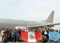 Segundo grupo de peruanos varados en Bolivia regresan al pa�s en vuelo humanitario
