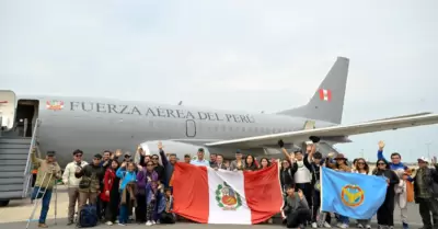 38 peruanos regresaron al pa�s desde Bolivia