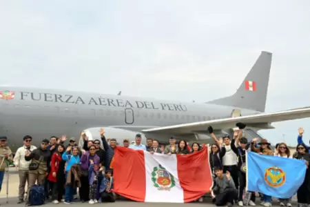 38 peruanos regresaron al pa�s desde Bolivia