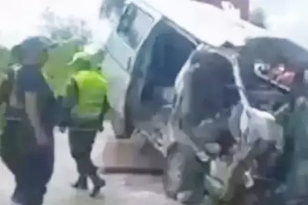Choque de minib�s en Bolivia dej� 12 fallecidos.