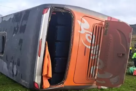 Vuelco de bus en carretera Cusco-Puno deja varios heridos.