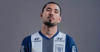 Sergio Pe�a se defiende con mensaje reflexivo