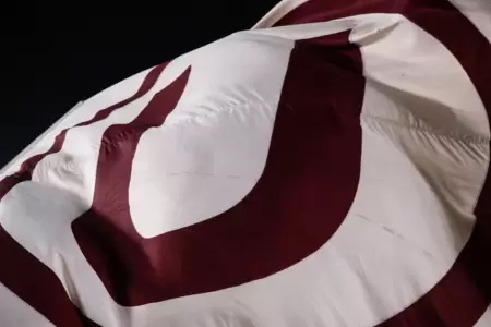 Universitario y su nueva camiseta alterna