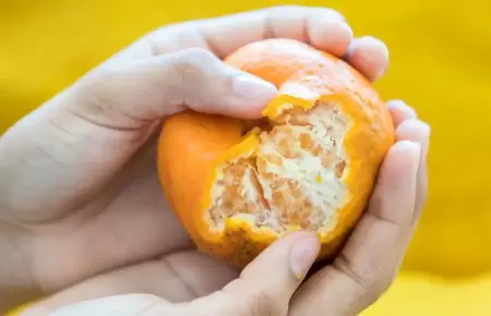 Joven muere tras atragantarse con una mandarina