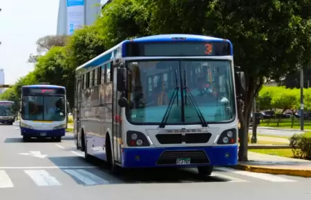 Buses del corredor Azul tendr�an v�a exclusiva en la avenida Arequipa.
