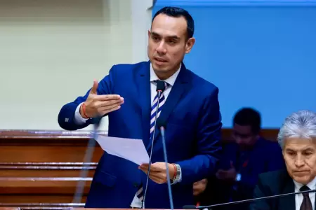 Jos� Jer� pide ser citado en la Comisi�n de Fiscalizaci�n.