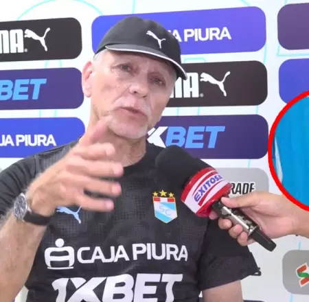 Autuori descarta la llegada de otro delantero a Cristal.